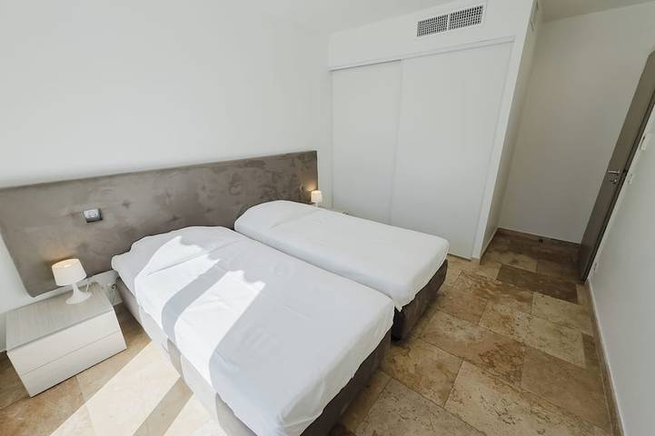Ste Lucie De Porto Vecchio villa neuve/piscine chauffée(classée****) in Sainte-Lucie de Porto-Vecchio, Zonza