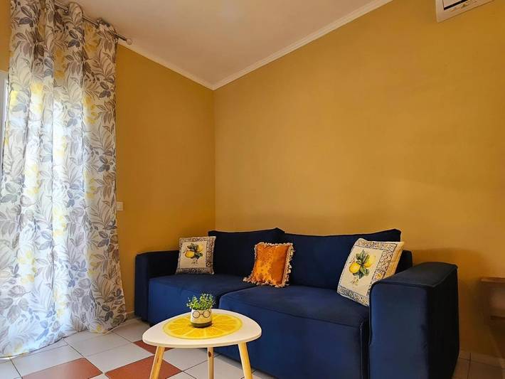 Gîte pour 4 personnes, avec terrasse et jardin dans Borsh - 3