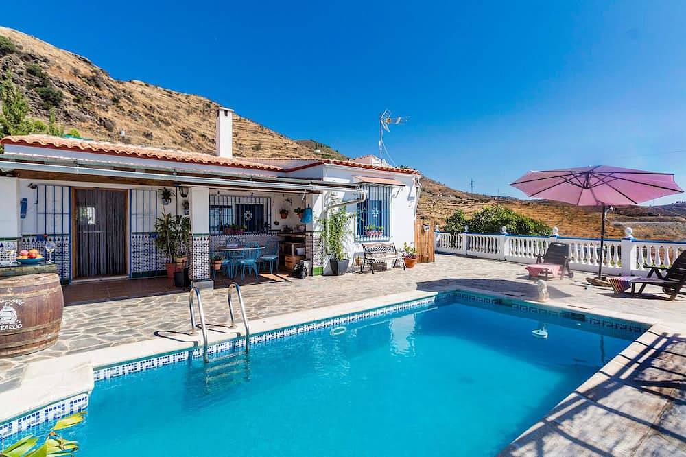 Mooi huis in Velilla-Taramay met Wifi in Ítrabo, Costa Tropical