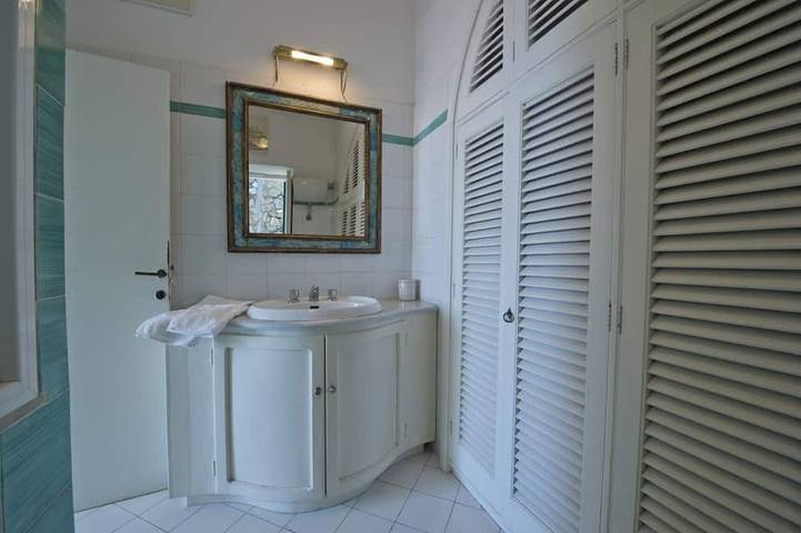 Villa La Delfinella large property for families and non in Praiano, Sorrento Coast