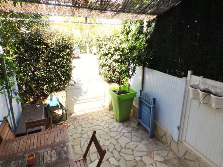 Gîte pour 4 personnes, avec piscine et terrasse, adapté aux familles dans Plage Mar Vivo