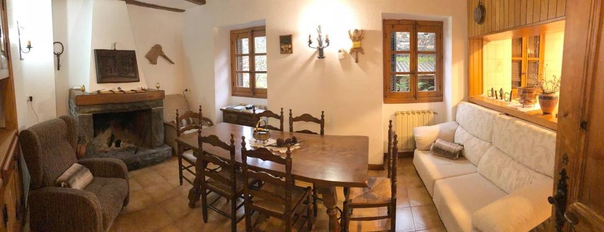 Casa rural para 2 personas, con vistas y balcón en Roncal-Salazar - 2