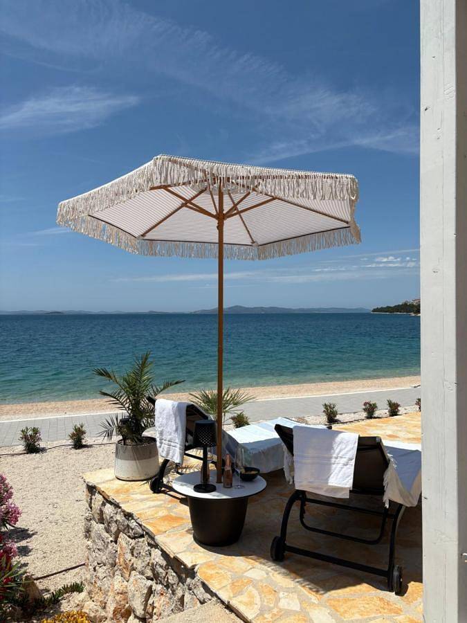 Villa pour 4 personnes, avec vue et terrasse à Drage (Pakoštane) - 2