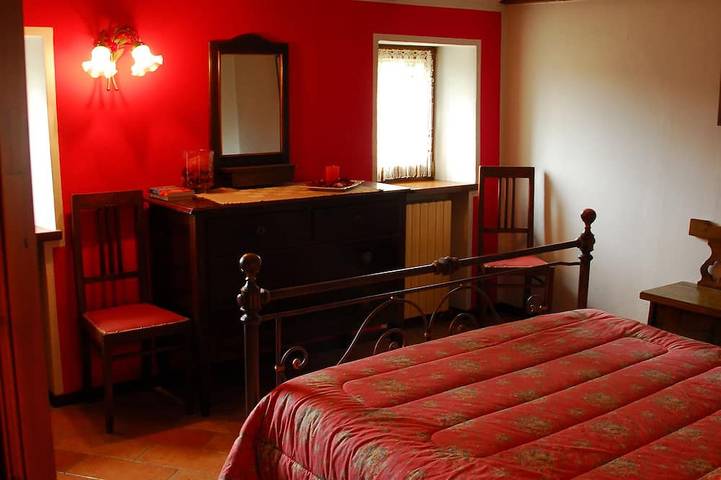 Peace and relaxation with private pool Borgo val di Taro in Valmozzola, Parmense Apennines