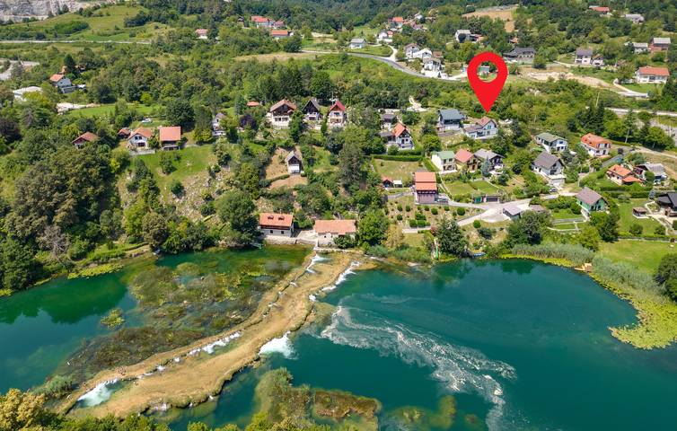 Ferienhaus für 6 Personen, mit Whirlpool und Terrasse sowie Garten und Sauna