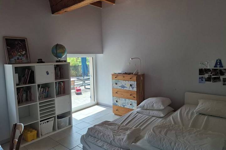 Location de vacances pour 8 personnes, avec jardin à Civrieux (Ain) - 4