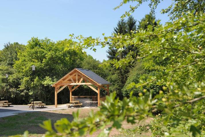 Gîte pour 50 personnes, avec jardin et vue, animaux acceptés dans Bomal - 3