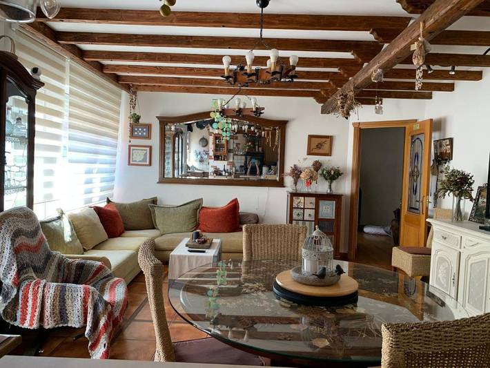 Ferienwohnung für 2 Personen, mit Balkon und Terrasse sowie Garten und Ausblick in Santander