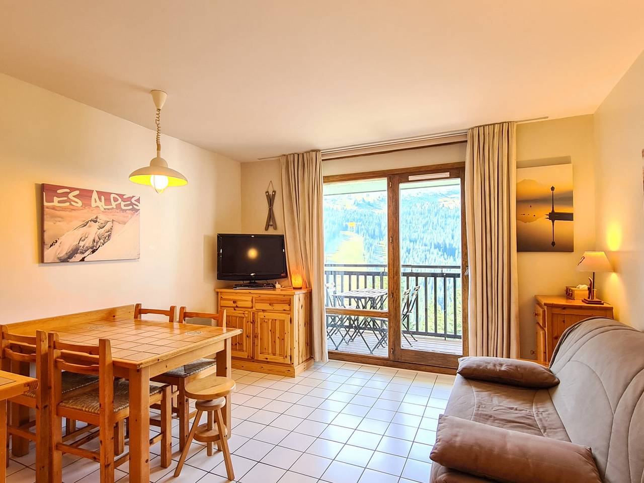 Ganzes Studio, Renoviertes Studio mit Balkon, pistennah, Skiraum in Flaine, Arâches-la-Frasse