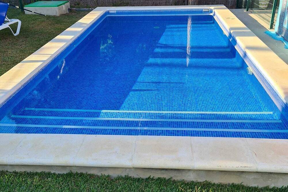 Villa mit Privatem Pool in Roche, Conil de la Frontera, Spanien für 8 Personen in Roche, Conil de la Frontera