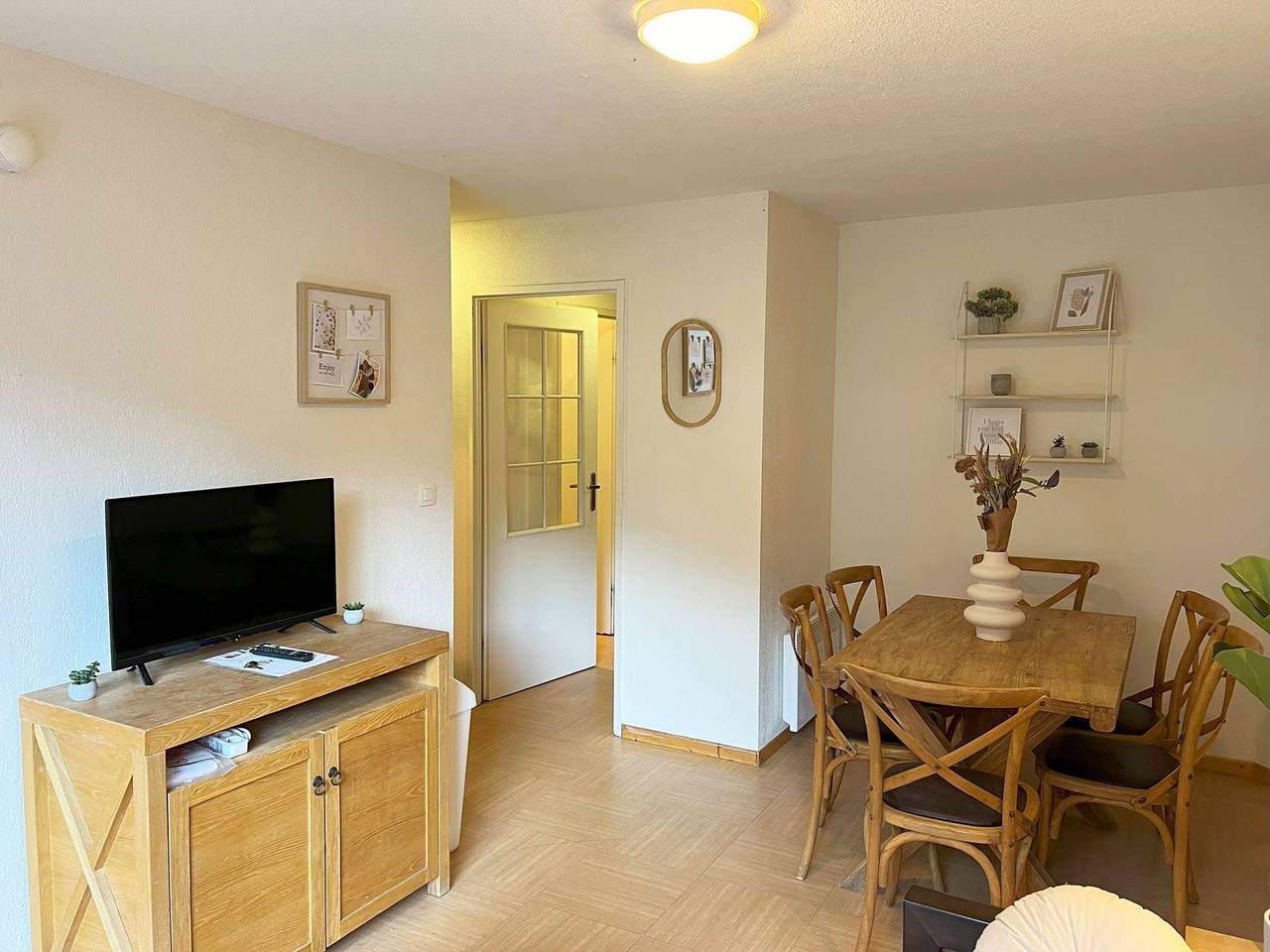 Apartamento vacacional entero, Apartamento de vacaciones para 6 personas con piscina in Les Orres, Parque Nacional de los Ecrins