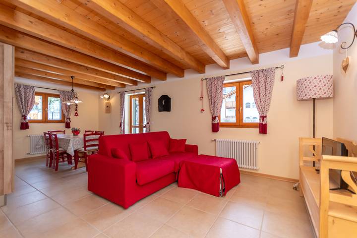 Appartamento per 6 persone, con terrazza a Alleghe