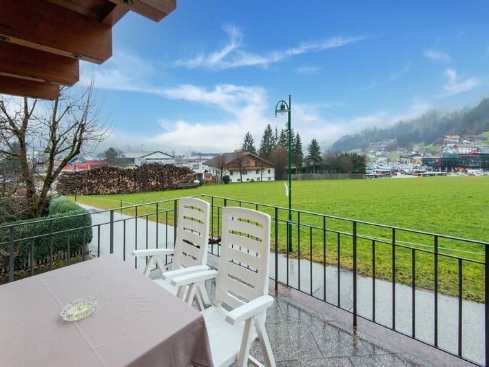 Ferienwohnung für 8 Personen, mit Balkon/Terrasse und Garten in Kaltenbach - 3