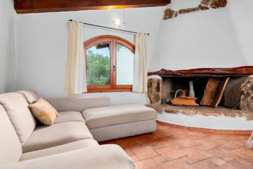 Agriturismo per 8 Persone in Loiri Porto San Paolo, Barbagia, Foto 3