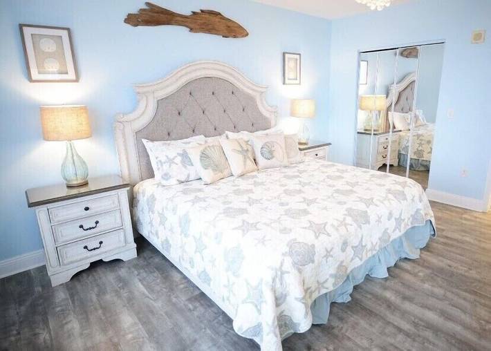 Vacation apartment for 8 people, with balcony and pool as well as hot tub the Florida Panhandle