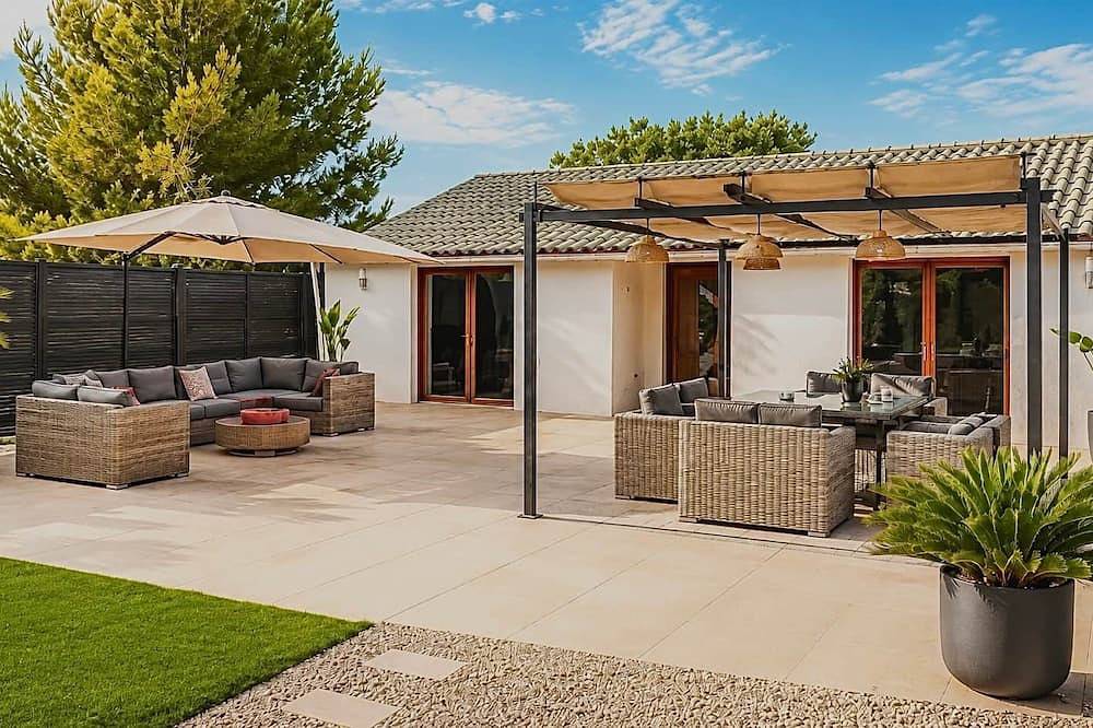 Villa Paloma - 2-bedroom villa with a 200-square-meter terrace and heated pool in Le Beausset, Mittelmeerküste (Frankreich)