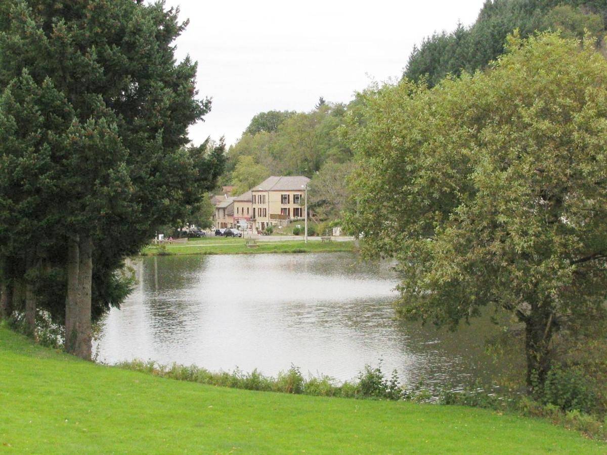 Au Lac des Moines in Le Mayet-de-Montagne, Région de Vichy