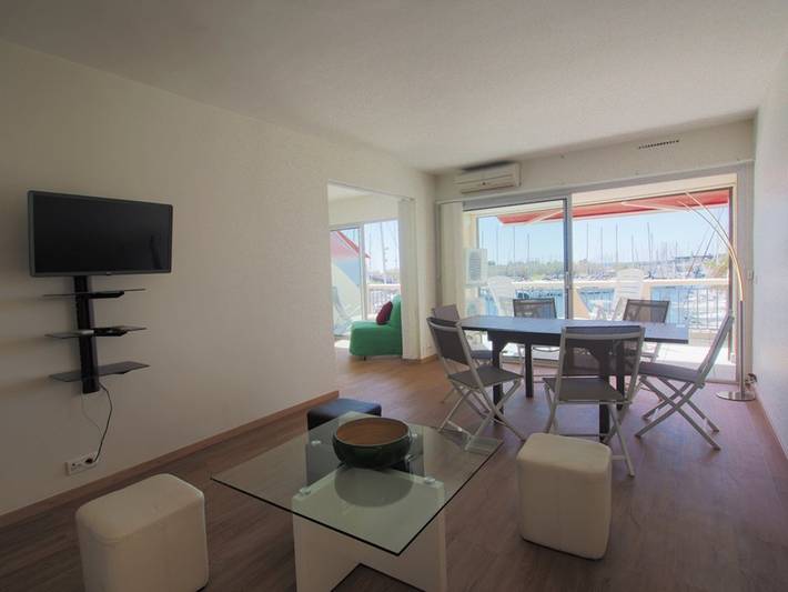 Gîte pour 5 personnes, avec terrasse dans Port de la Grande Motte - 2