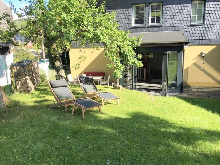 Ferienwohnung für 4 Personen, mit Garten und Sauna in Neuhausen/Erzgebirge