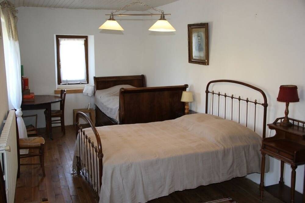 La Grange Haute, location de vacances près de Laguiole en Aubrac in Alpuech, Argences en Aubrac