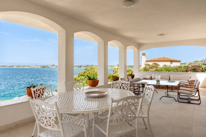 Villa per 10 persone, con giardino e terrazza a Siracusa