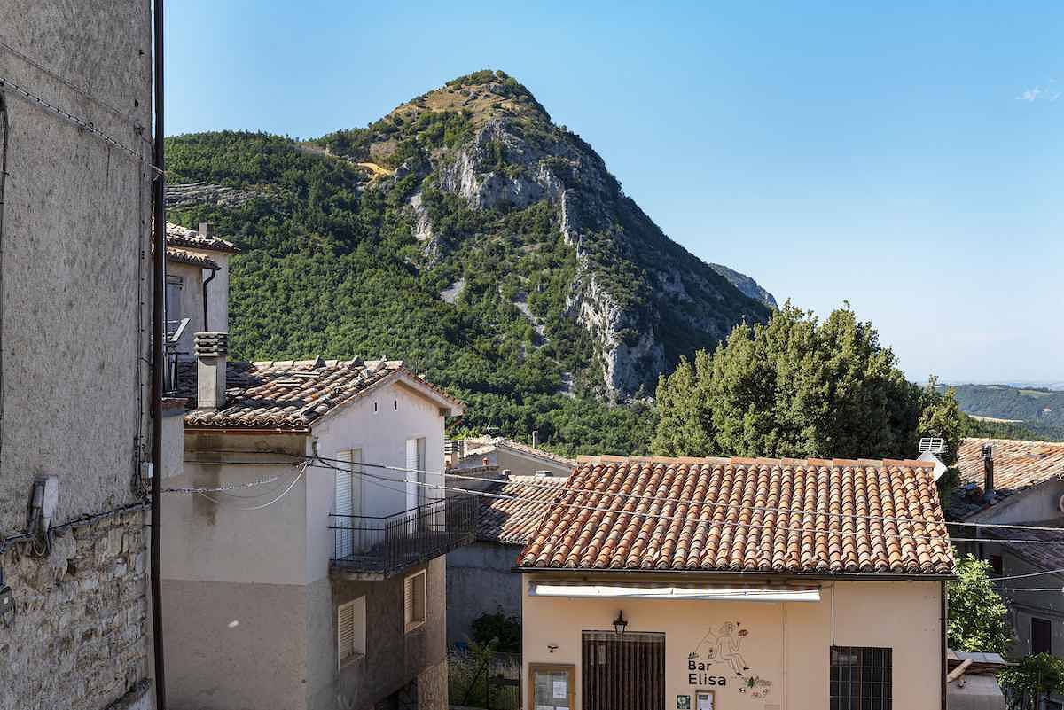 Ferienhaus mit Terrasse in Fabriano, Ancona Provinz