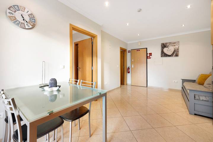 Apartamento entero, Apartamento "Clube Praia da Rocha 3" con balcón y Wi-Fi in Praia da Rocha, Portimão