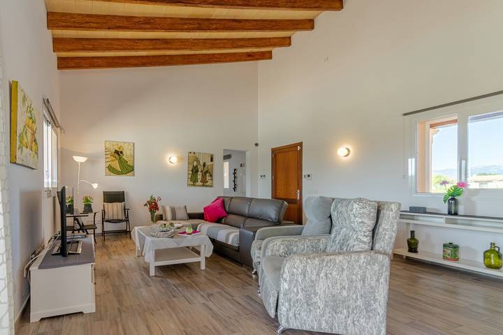 Ferienhaus 'Vanessa' mit Bergblick, privatem Pool und Klimaanlage in Binissalem, Mallorca Inselmitte