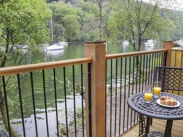 Log Cabin for 2 People in Far Sawrey, Cumbria, Photo 2