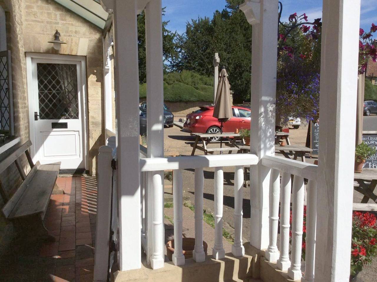 Superior Deluxe Double or Twin Room in Bedford