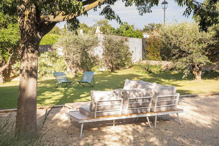 Location de vacances pour 6 personnes à Charleval