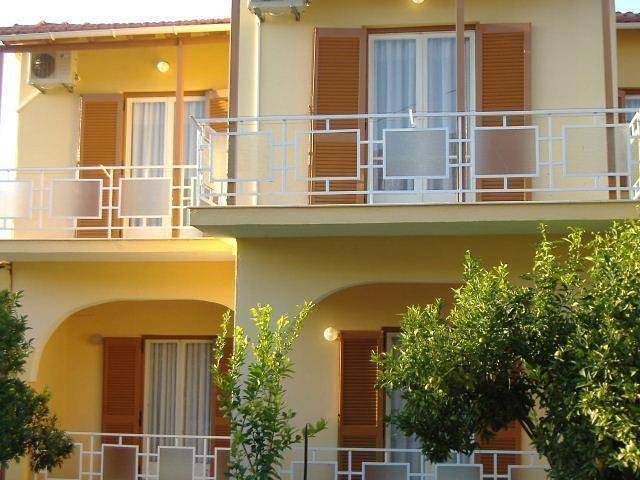 Holiday letting for 2 people, with garden in Kavos