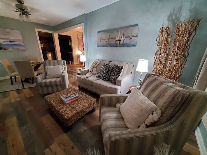 Vacation house for 12 people, with yard, with pets in Kansas