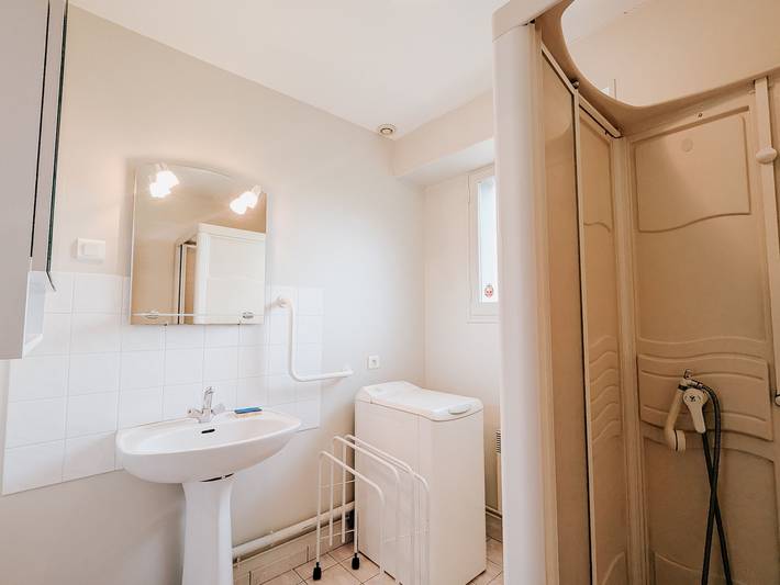 Gemütliches Ferienhaus in ruhiger Lage mit Garten, für Familien geeignet, nahe See und malerischen Dörfern in Saint-Plantaire, La Châtre und Umgebung