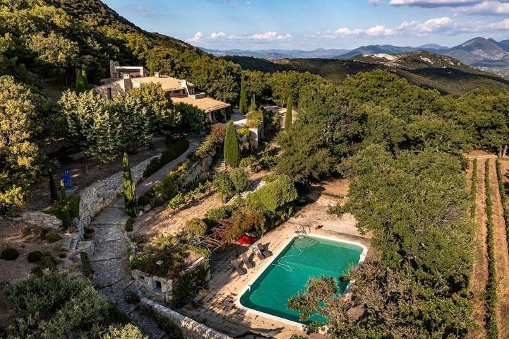 Location de vacances pour 11 personnes, avec piscine et balcon à Suzette - 4