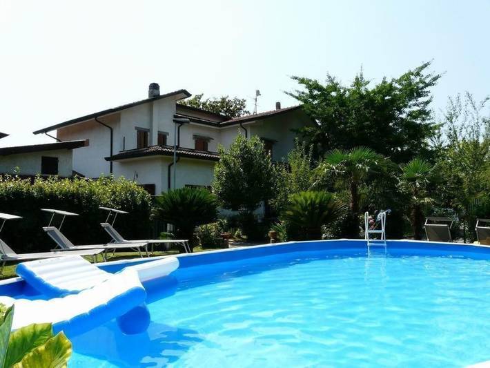 Villa 'Villa Piero' mit eigenem Pool in Massa (Italie), Riviera Italienne