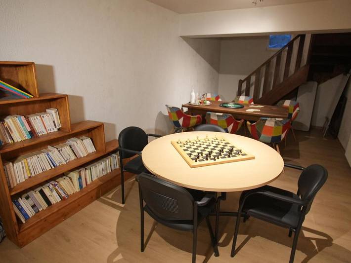 Hôtel pour 2 personnes, avec terrasse, animaux acceptés à Vassieux-en-Vercors - 3