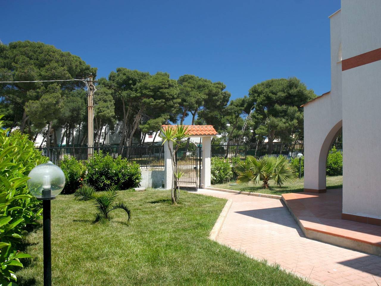 Appartamento intero, Flacher Rasen links in Lido Specchiolla, Carovigno