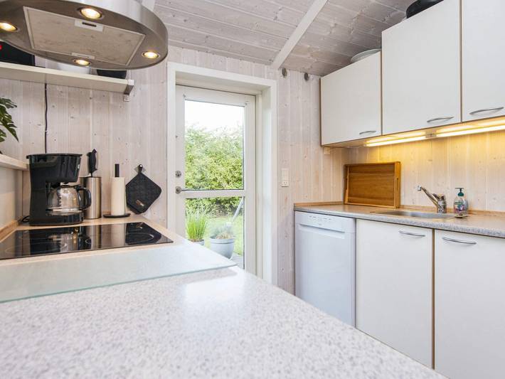 Ferienhaus für 6 Personen, mit Terrasse und Garten in Pøt Strandby - 2