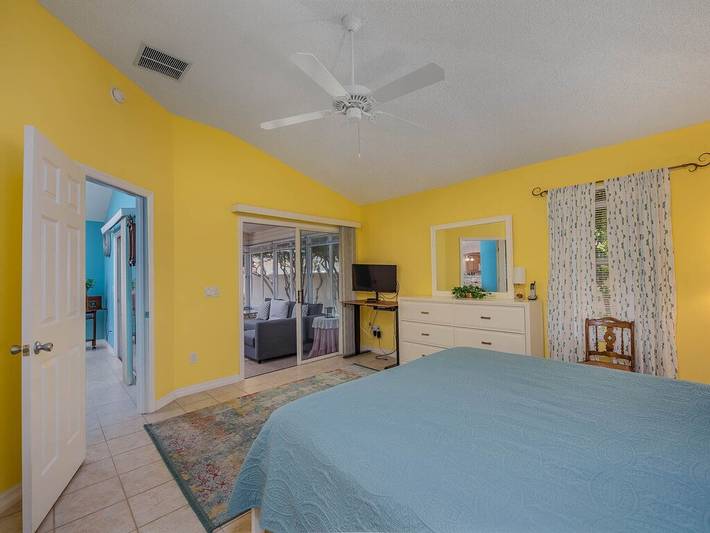 Vacation rental for 4 people, with pool and balcony/terrace in The Villages