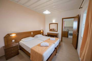 Bungalow para 4 Personas en Acharavi, Corfú, Foto 1
