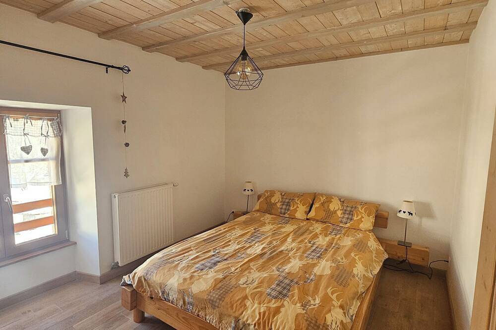 House in the heart of the Jura in Saint-Laurent-en-Grandvaux, Parc naturel régional du Haut-Jura