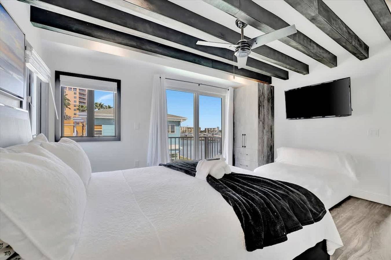 Apartamento entero, The Aura  a Luxury Waterview Condo   heated pool in Clearwater Beach, Clearwater