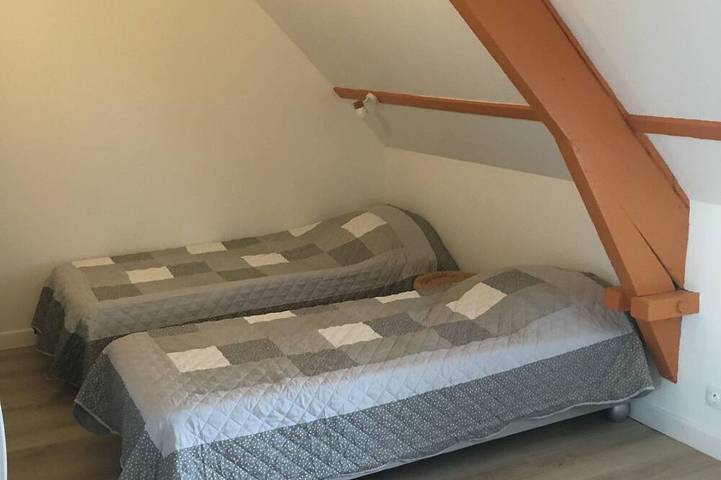 Location de vacances pour 4 personnes, avec Jardin à Montfarville - 3