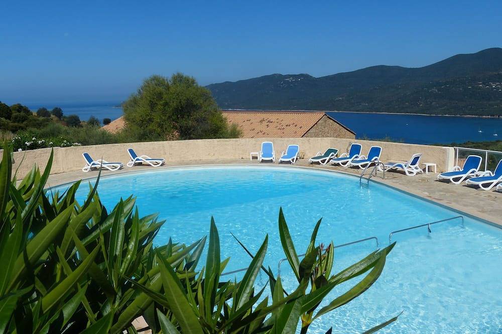 ¡Resa 2020 abierto! Excelente Vista Al Mar mini villa piscina climatizada Serra di Ferro in Porto Pollo (Córcega), Serra-di-Ferro