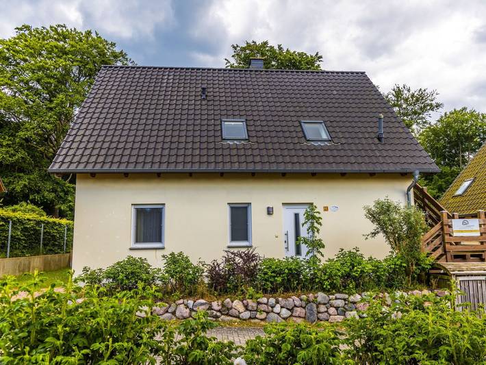 Ferienwohnung für 4 Personen, mit Terrasse und Garten sowie Sauna in Koserow - 2