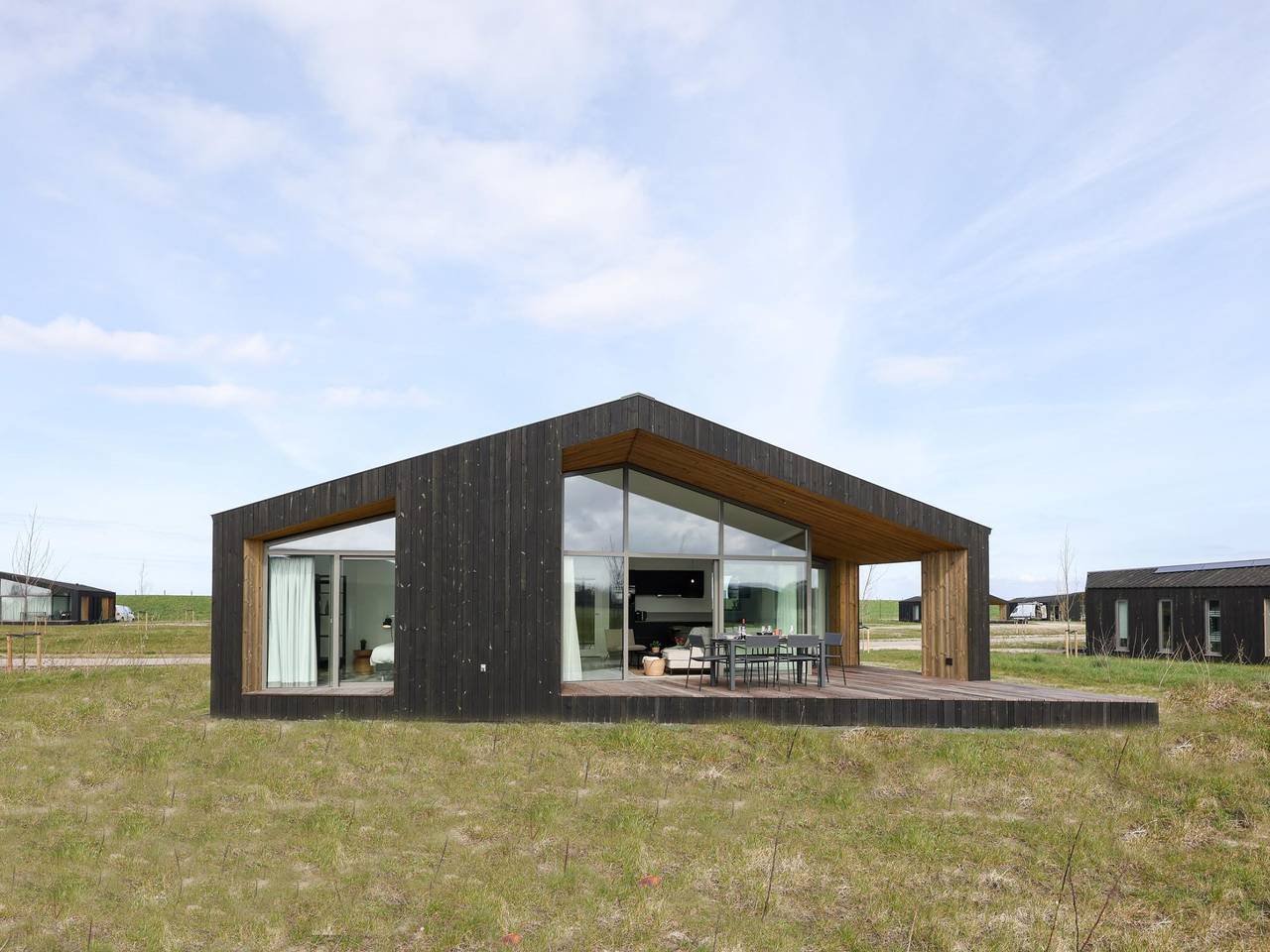 Ferienhaus mit Terrasse und weitem Blick in Wissenkerke, Zeeuwse Kust