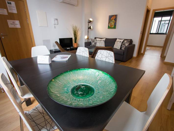 Ganze Ferienwohnung, Ferienwohnung für 6 Personen mit Pool in Altstadt Málaga, Malaga