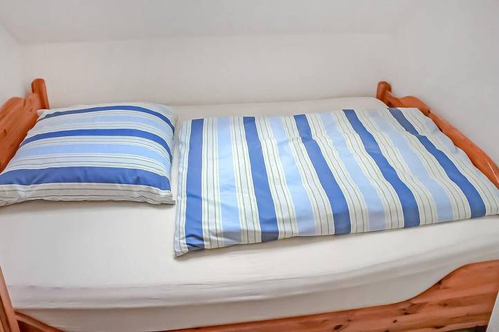 Ferienwohnung für 6 Personen, mit Balkon und Garten sowie Sauna in Klink - 3