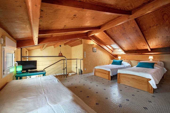 Gîte pour 6 personnes, avec balcon dans Plage Du Pradeau - 3